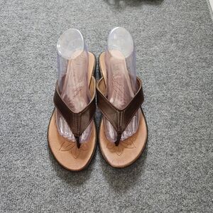 BOC‎ Born Brown Thong Sandals Flip-flop Summer Sandals Size 9